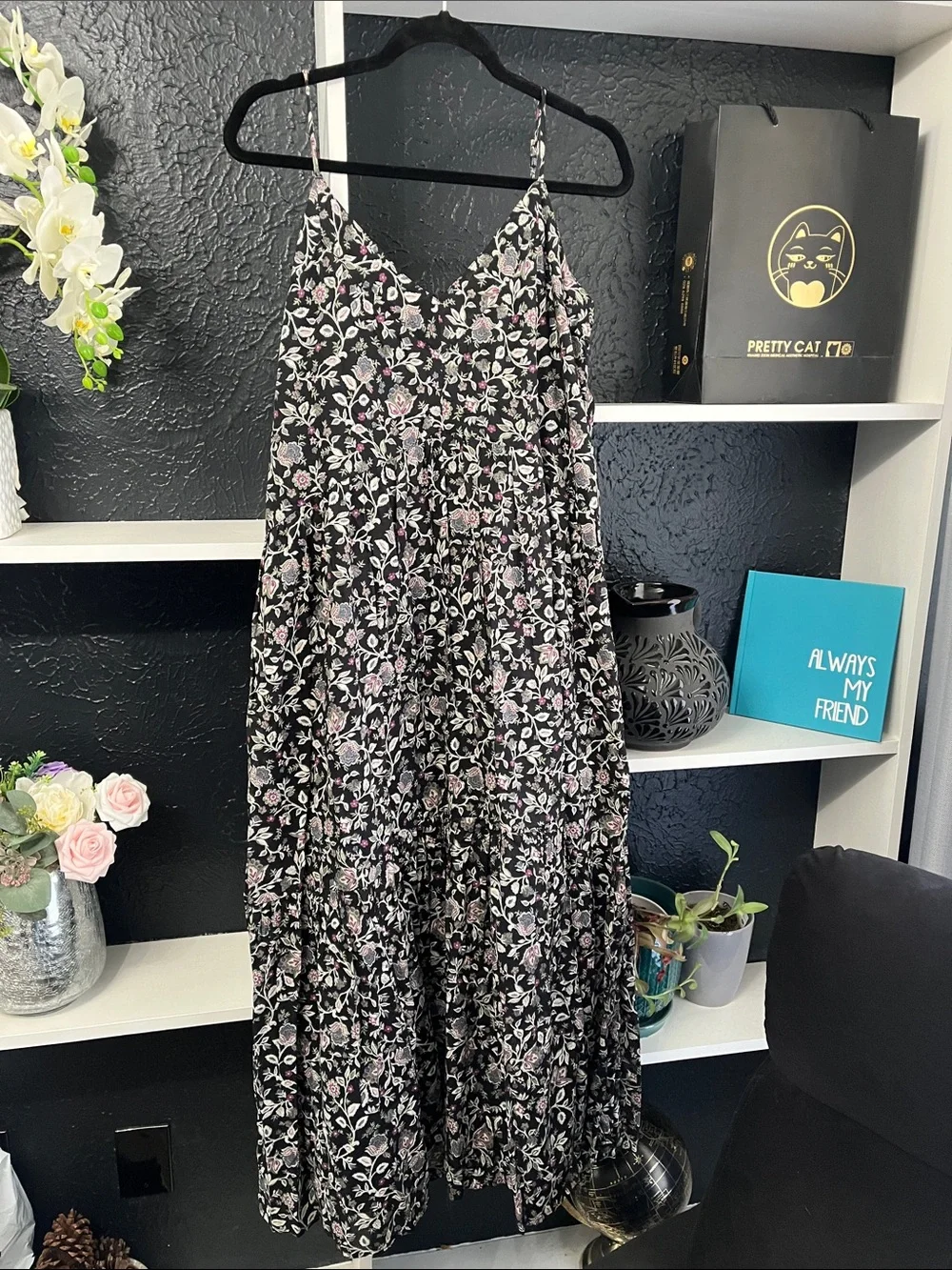 Abercrombie & Fitch Black Floral Spaghetti-Strap Maxi Dress L